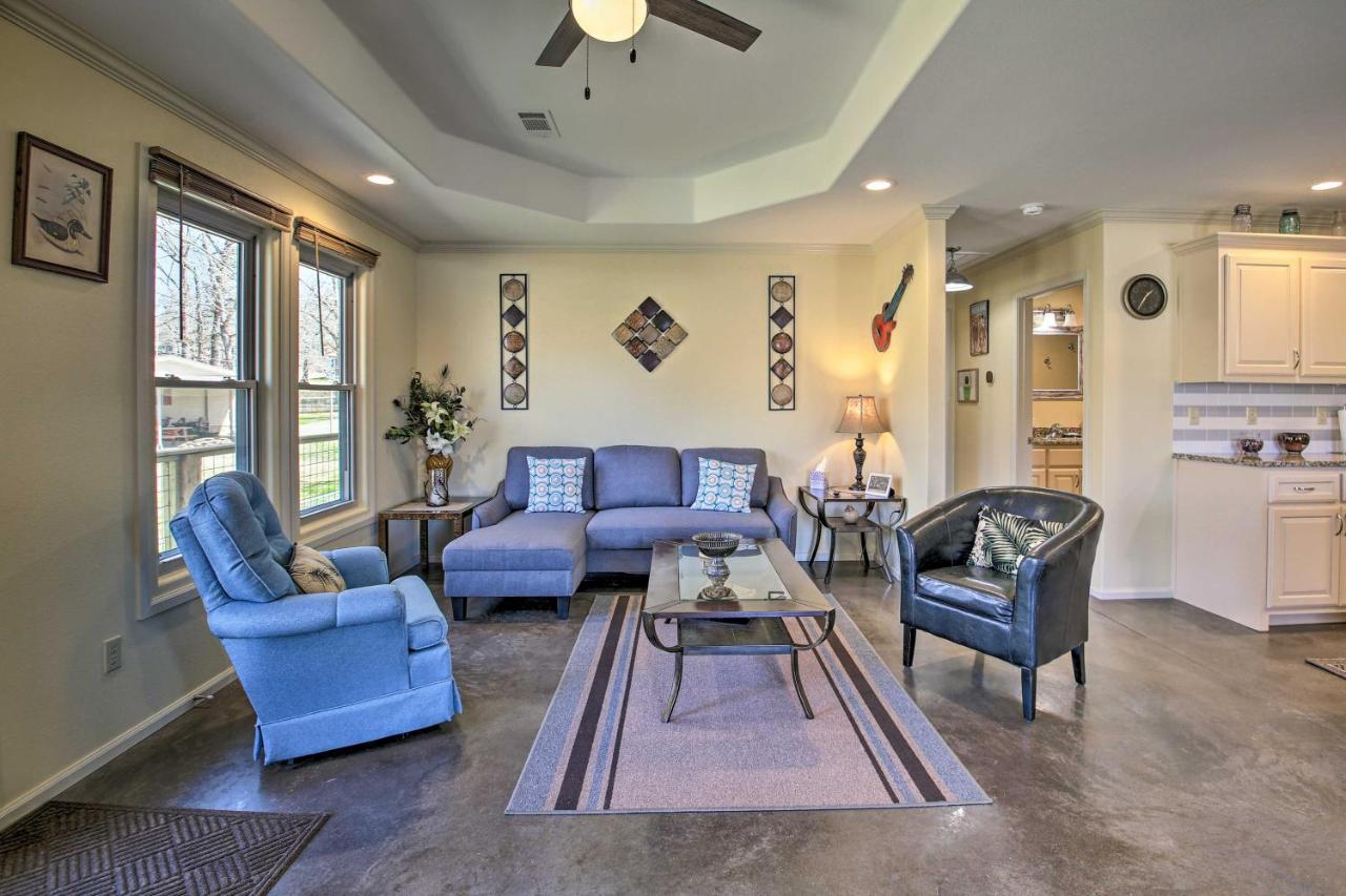 Waterfront Hot Springs Home With Kayaks And Boat Slip! Luaran gambar